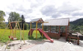 Котедж Lucky House