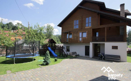 Приватна садиба Теремок