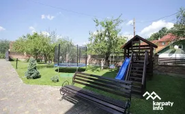 Приватна садиба Теремок