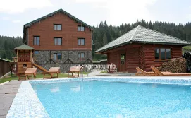 Приватна садиба Віктор