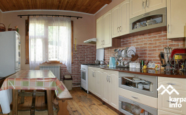 Приватна садиба Карпатський сад