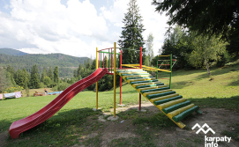 Котедж Карпатські мальви