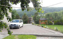 Приватна садиба "Евгеніка-Аратта"