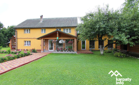 Приватна садиба Грибова оселя