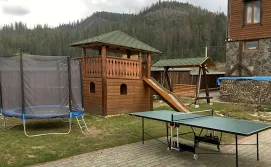 Приватна садиба Віктор