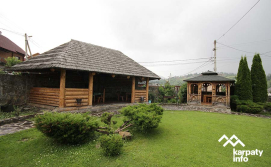 Приватна садиба Гулявина