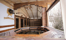 Приватна садиба Зарічна