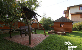 Приватна садиба Над річкою