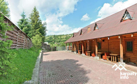 Готель Чагарі