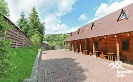 Готель Чагарі