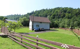 Приватна садиба Затишна хатина