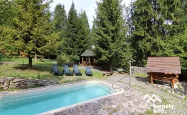 Котедж Лис Микита