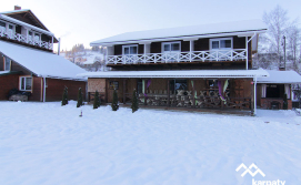 Приватна садиба Зарічна люкс