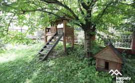 Приватна садиба Віолетта