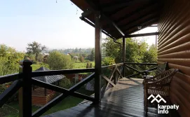 Приватна садиба Над річкою