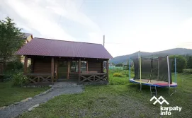 Приватна садиба у Надії