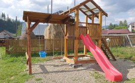 Будиночок Загадка Карпат