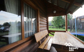 Приватна садиба у Надії