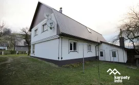 Приватна садиба Край дороги