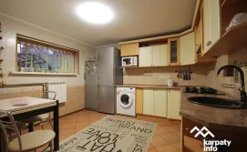 Приватна садиба Гірська роса