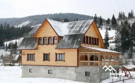 Гостьовий будинок Карпатська садиба