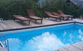 Приватна садиба За рікою