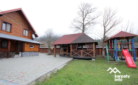 Приватна садиба Росинка