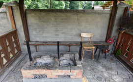 Приватна садиба Набережна 140А