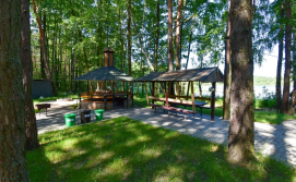 База відпочинку озеро Святе