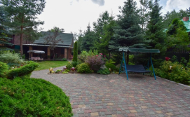 Гостьовий будинок Затишний двір