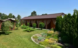 Гостинний двір Ідилія