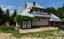 Приватна садиба Набережна 140А