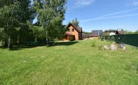 Територія апартаментів Роксена