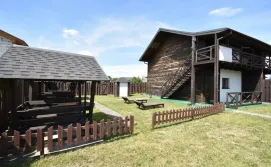 Приватна садиба Хата Віддихата 2