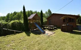 Територія приватної садиби Волинь