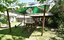 Гостинний двір Відпочинок у Петра