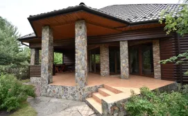 Котедж У Люби