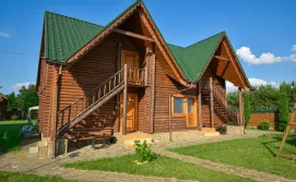 Приватна садиба Між двох озер