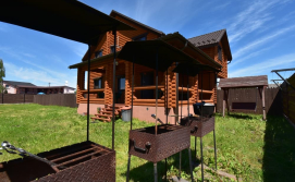 Приватна садиба Ладана