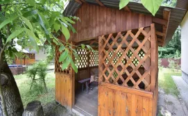 Комплекс для відпочинку Дубовий гай