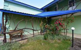 Приватна садиба Тихий дворик