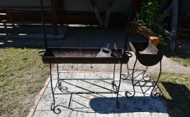 Гостинний двір Обійстя Ярини