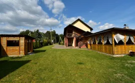 Приватна садиба Лілія