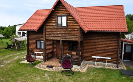 Котедж Європейська 66