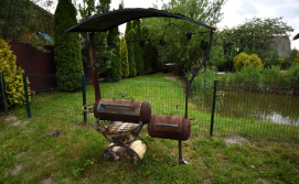 Котедж Європейська 66