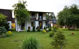 Приватна садиба Крайня Хата