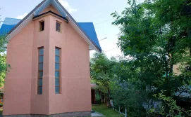 Приватна садиба Карпати