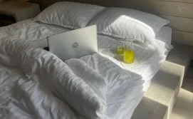 Гостинний двір Sandal