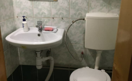 Санвузол на 1-му поверсі