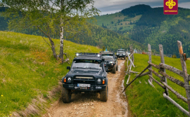 ЕКСТРИМ-ДЕНЬ | Джипінг + гуцульський обід + квадроцикли | ЩОДНЯ